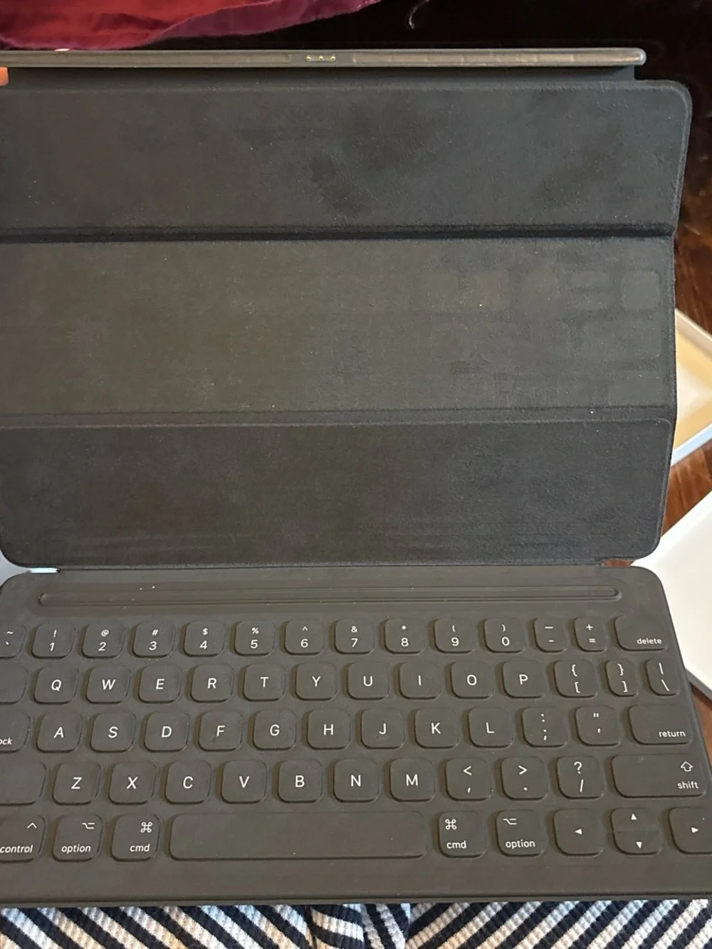 Apple Ipad Smart KeyBoard